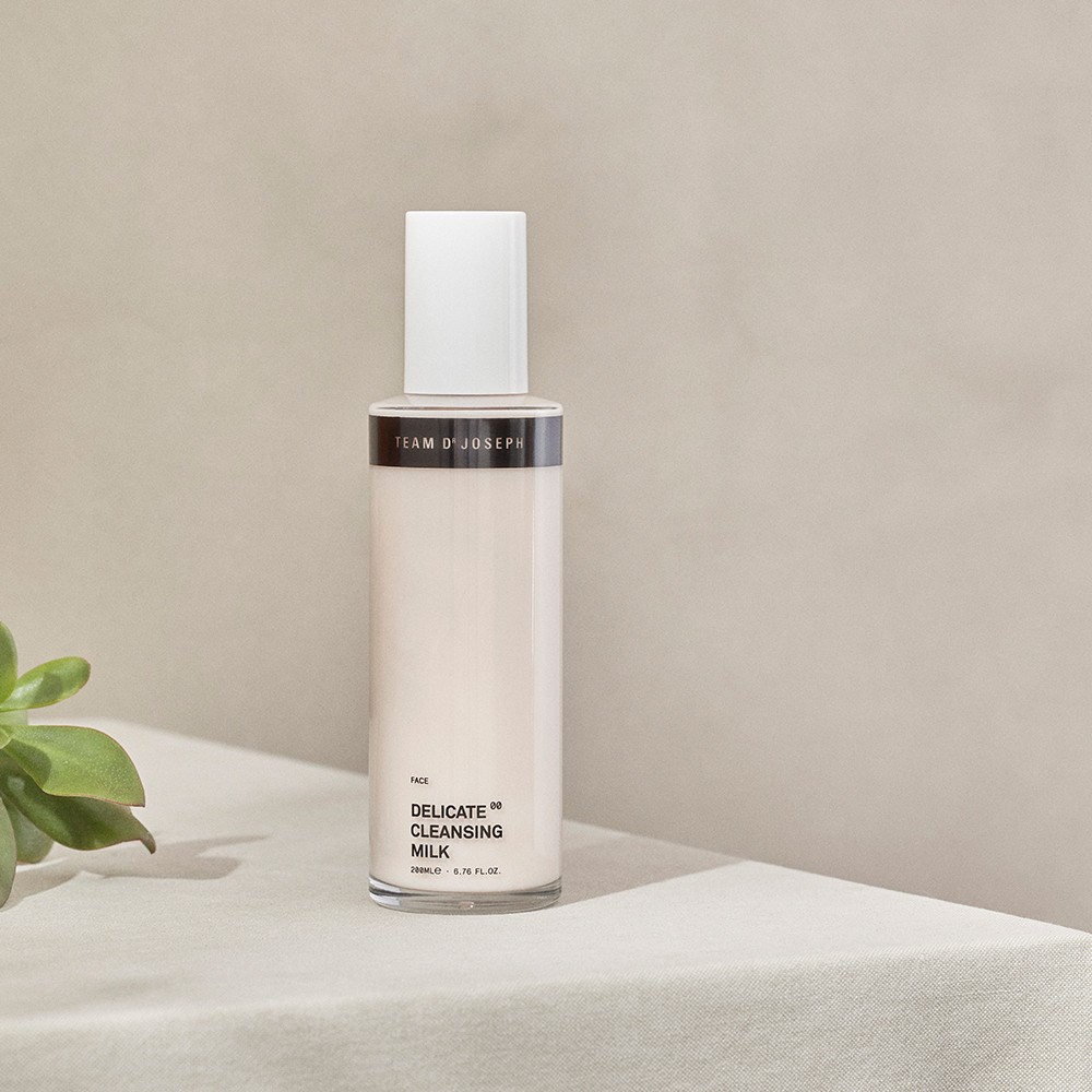 Team Dr.  Joseph - Delicate Cleansing Milk